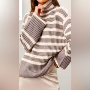RTR PETER SOM Collective Sweater Women’s Small Oversized Striped Pullover Gray